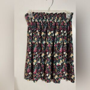 Floral Print Women's Skirt made in Italy  - Size Small NWT